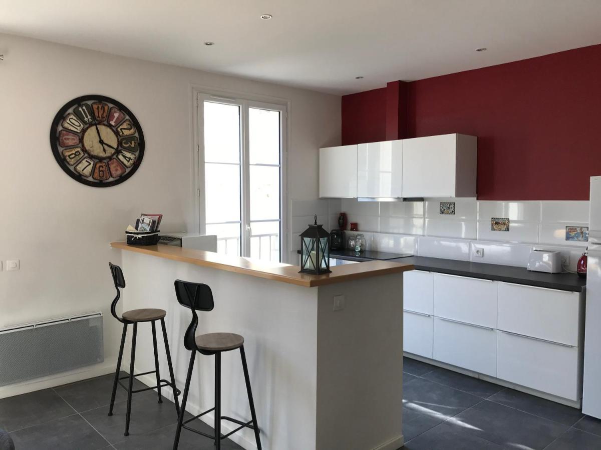 Jolie Maison Tuffeau Centre De Saumur Avec Local Velos ソミュール エクステリア 写真